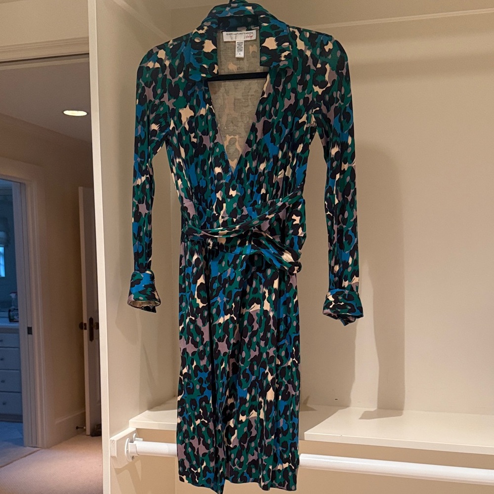 Diane Von Furstenberg Vintage Green Leopard Print Silk Judy Wrap Dress S